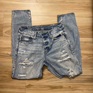 American eagle tomgirl style jeans